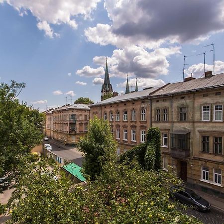 1 Квартира Возле Ж/Д Вокзала, 15 Минут От Центра Лвив Екстериор снимка